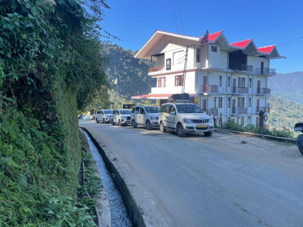 Sila Norphel Pelling Hotel Bagian luar foto