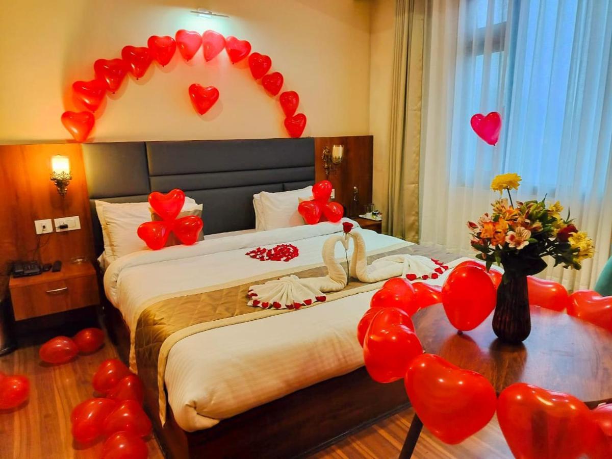 Sila Norphel Pelling Hotel Bagian luar foto